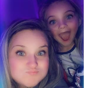 Meet your Posher, Melanie